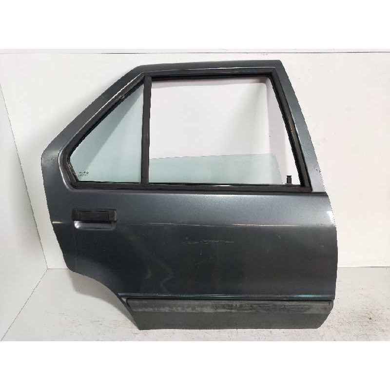 Recambio de puerta trasera derecha para renault 19 (b/c/l53) 1.4 gts referencia OEM IAM   