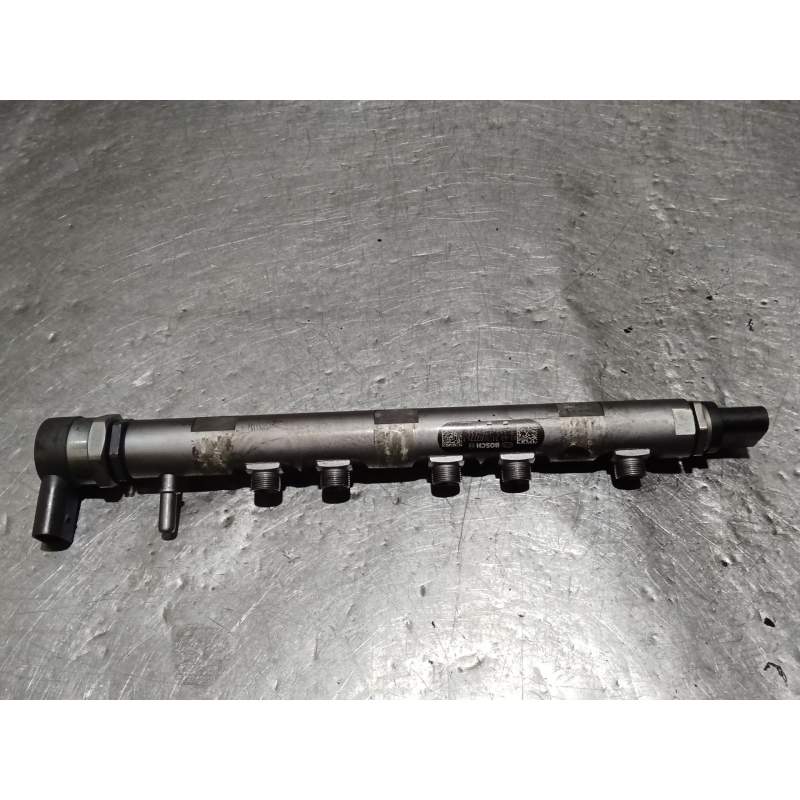 Recambio de rampa inyectora para bmw 1 (e81) 118 d referencia OEM IAM   