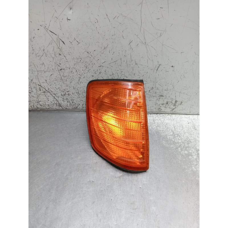 Recambio de piloto delantero derecho para mercedes-benz 124 sedán (w124) 300 d (124.130) referencia OEM IAM   1989