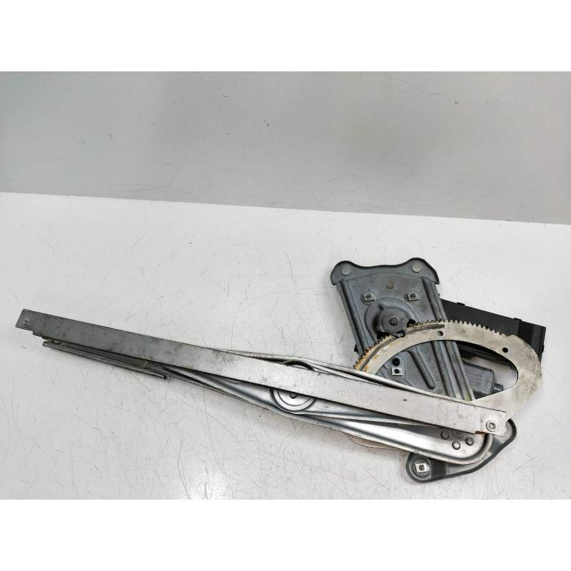 Recambio de elevalunas delantero izquierdo para renault megane iii coupe 1.6 16v referencia OEM IAM  3P 2008