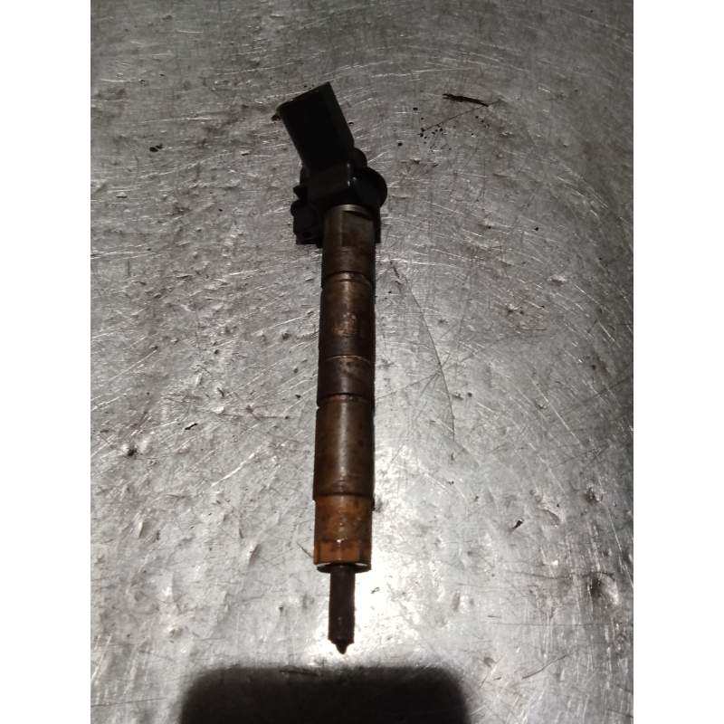Recambio de inyector para bmw 1 (e81) 118 d referencia OEM IAM 7797877-04  
