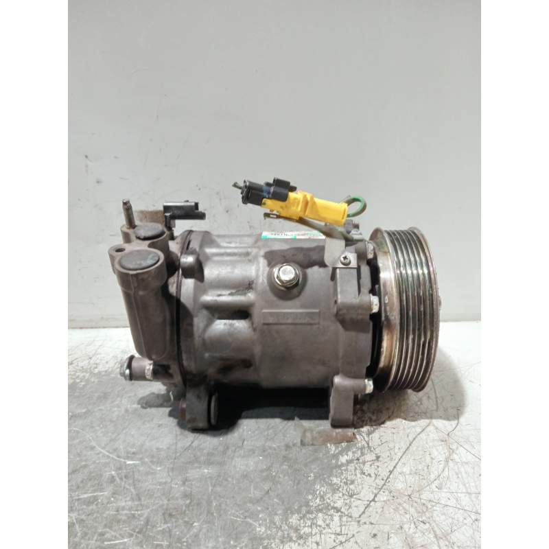 Recambio de compresor aire acondicionado para peugeot 607 (s2) referencia OEM IAM 9656572380  2004