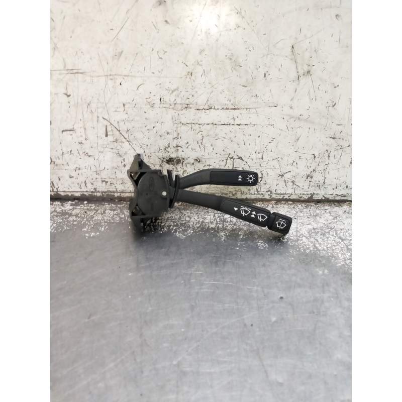 Recambio de mando limpia para ford sierra berlina básico referencia OEM IAM   
