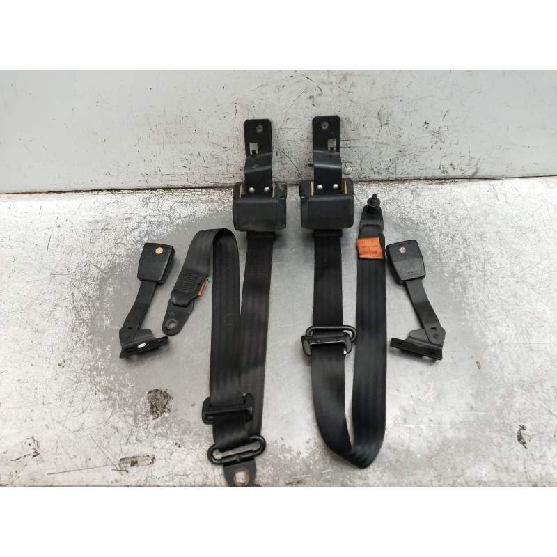 Recambio de juego cinturones delantero para ford sierra berlina básico referencia OEM IAM   
