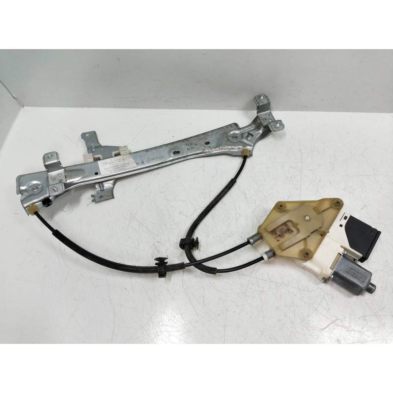Recambio de elevalunas trasero izquierdo para renault megane iii berlina 5 p business referencia OEM IAM 827310185R 5P 2012
