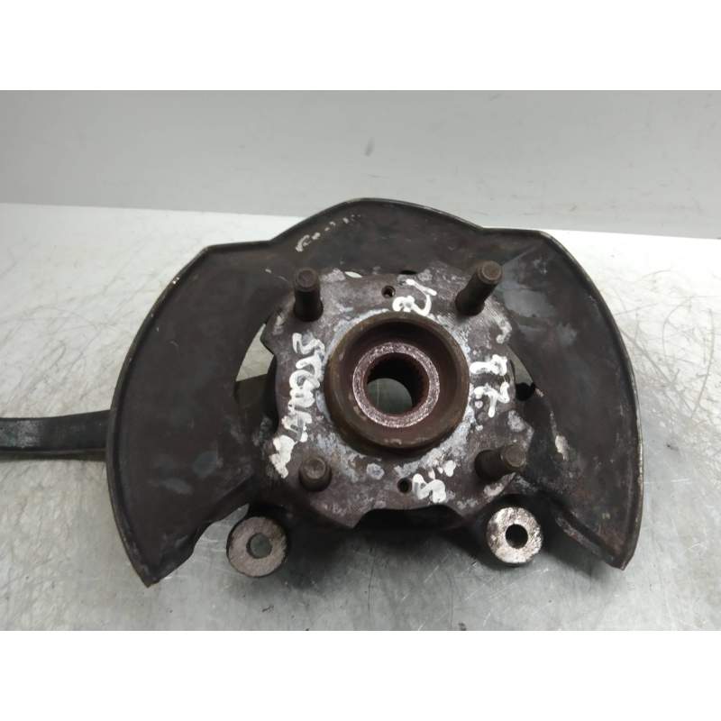 Recambio de mangueta delantera izquierda para mg serie 800 (1986-1992) 2.5 referencia OEM IAM   