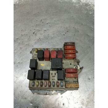 CAJA RELES / FUSIBLES 50504455 0050504455057657 2006