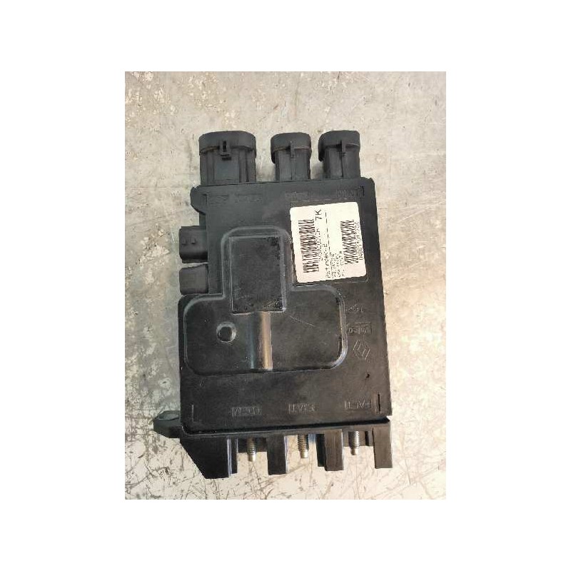 Recambio de modulo electronico para renault fluence z.e. dynamique referencia OEM IAM 243800010R  