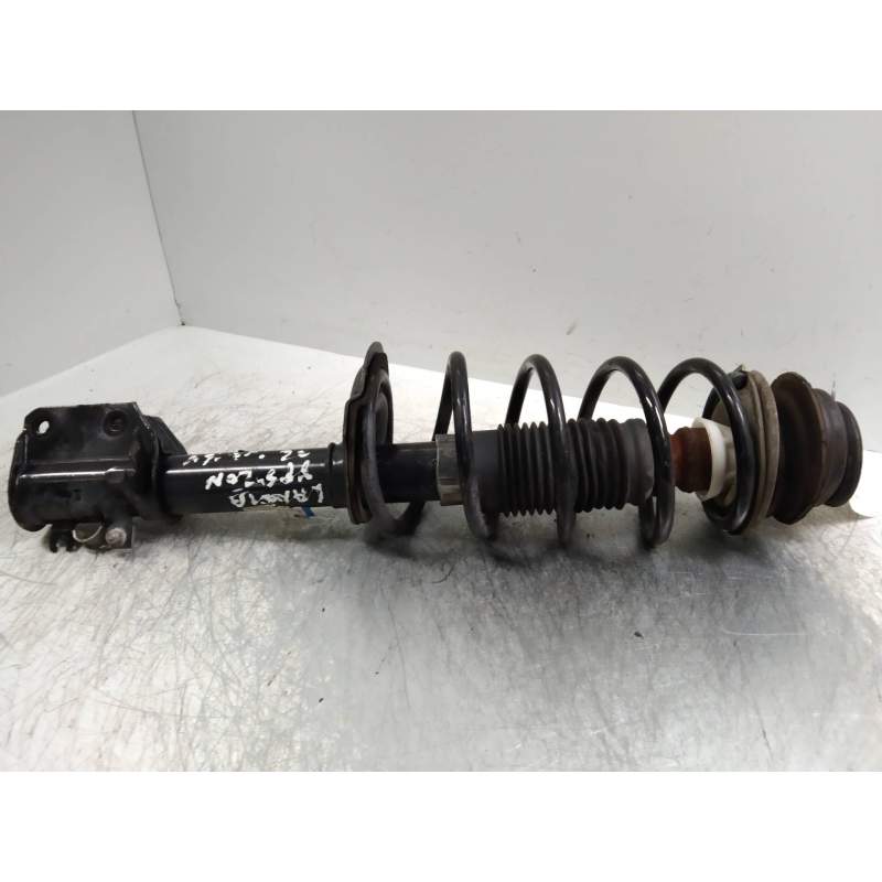 Recambio de amortiguador delantero izquierdo para lancia ypsilon (101) 1.4 cat referencia OEM IAM   