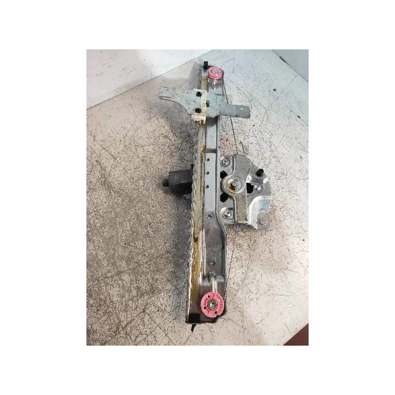 Recambio de elevalunas delantero derecho para peugeot 208 style referencia OEM IAM 9673154380 5P 2012