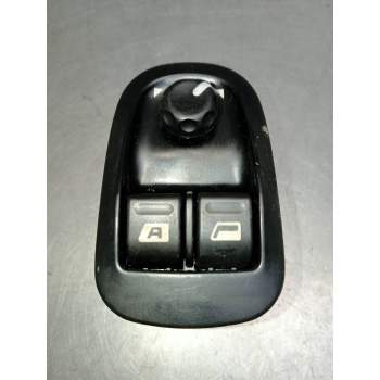 MANDO ELEVALUNAS DELANTERO IZQUIERDO 5P
