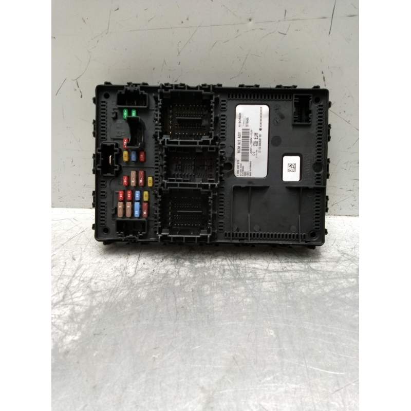 Recambio de caja reles / fusibles para ford fiesta (ce1) cool&connect referencia OEM IAM F005V02978 JU5T15604EJH 20190405