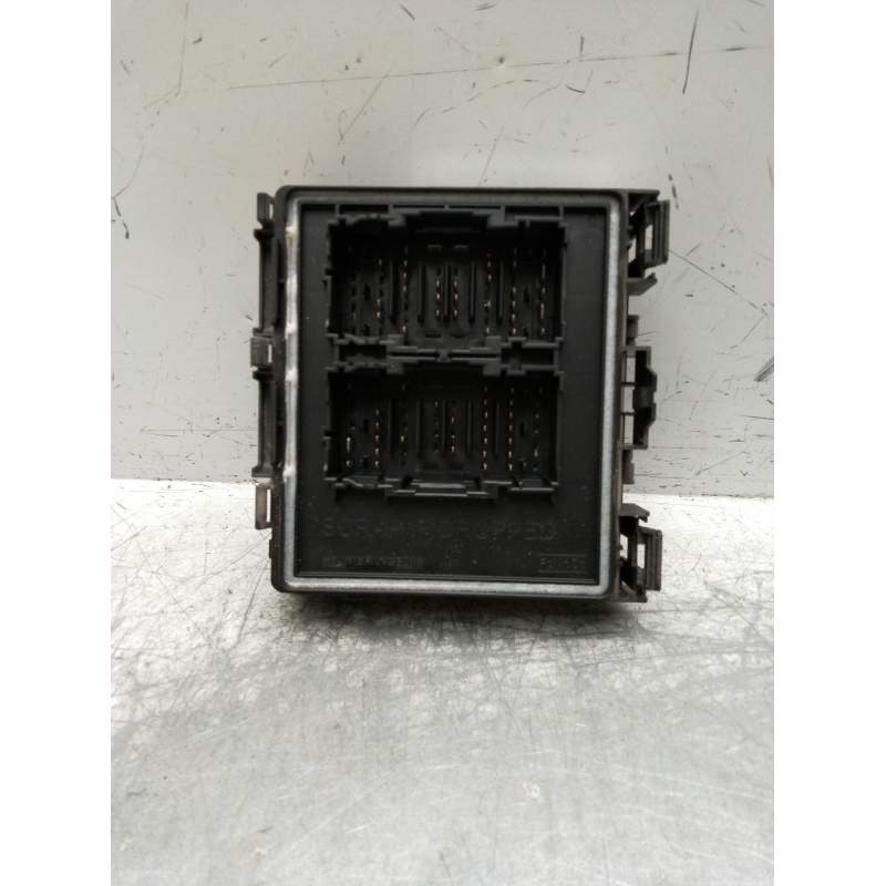 Recambio de caja reles / fusibles para ford fiesta (ce1) cool&connect referencia OEM IAM H1BT14D068AG 9690820057 