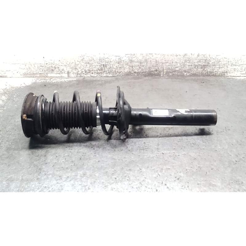 Recambio de amortiguador delantero derecho para seat leon sc (5f5) 1.4 tsi referencia OEM IAM 5Q0413023FM  