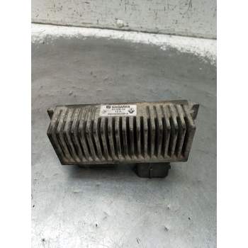 CAJA PRECALENTAMIENTO 8200558438A 2010