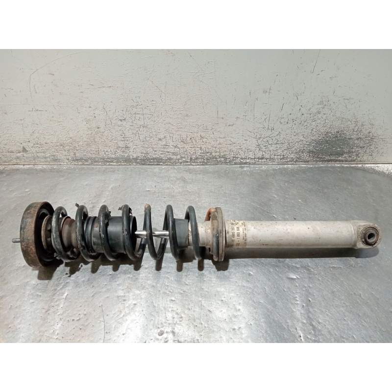 Recambio de amortiguador trasero derecho para bmw 5 (e39) 525 d referencia OEM IAM 33521093646 814903557168 