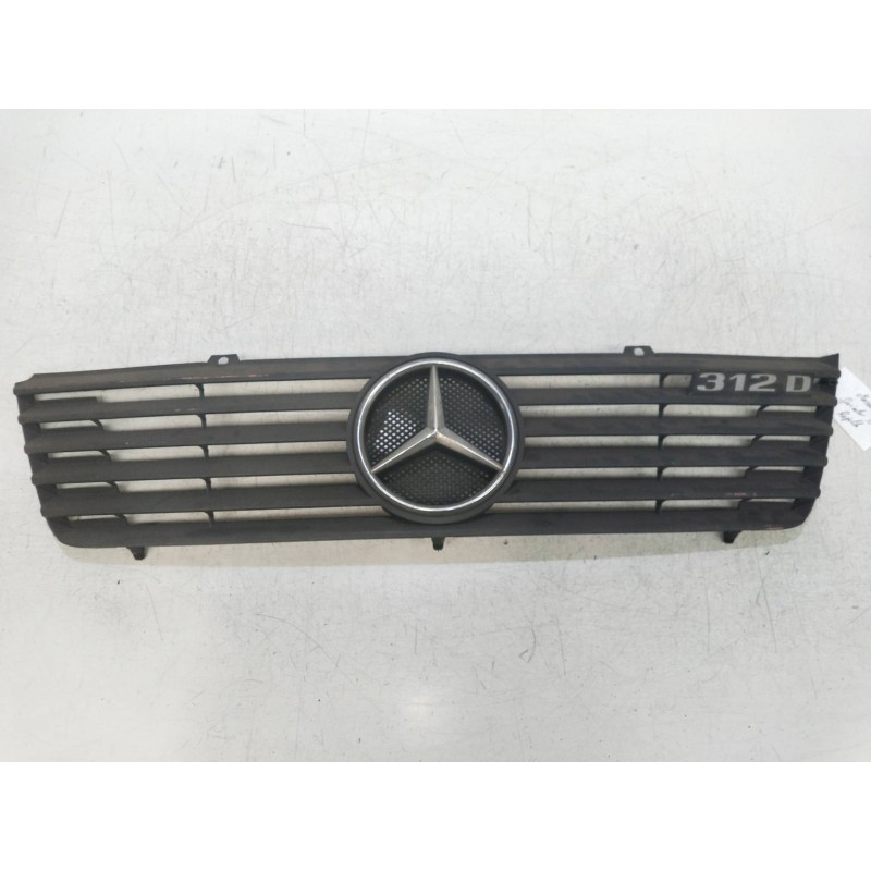 Recambio de rejilla delantera para mercedes sprinter (w901,w904) caja cerr. 312 d (903.461-462) referencia OEM IAM   