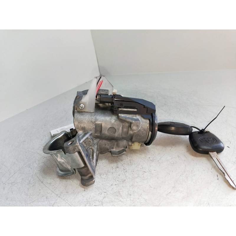 Recambio de conmutador de arranque para toyota auris 1.6 16v cat referencia OEM IAM N0502638639  2006