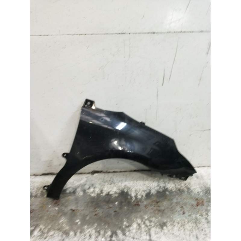 Recambio de aleta delantera derecha para citroën c4 coupé (la_) 1.6 16v referencia OEM IAM   2004