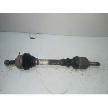 TRANSMISION DELANTERA IZQUIERDA 16G 1999