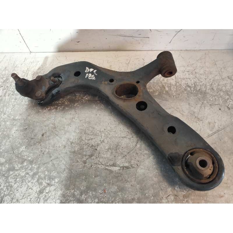 Recambio de brazo suspension inferior delantero izquierdo para toyota rav 4 (a3) executive referencia OEM IAM   