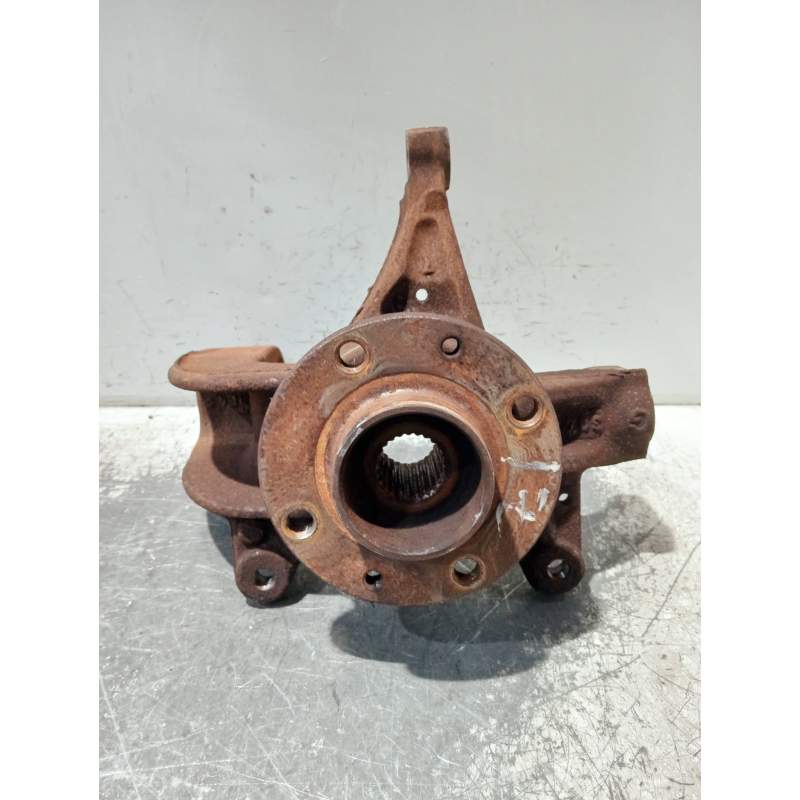 Recambio de mangueta delantera izquierda para renault megane ii berlina 5p referencia OEM IAM  19DCI 2006