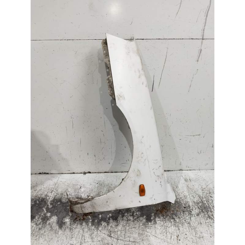 Recambio de aleta delantera izquierda para hyundai elantra (xd) referencia OEM IAM   1998