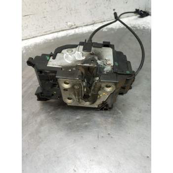 MOTOR CIERRE CENTRALIZADO DELANTERO DERECHO 5P 2010