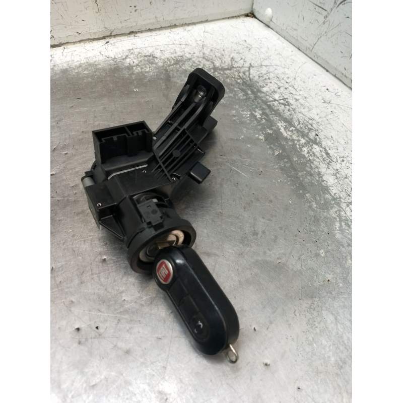 Recambio de conmutador de arranque para fiat 500 l (330) referencia OEM IAM 00505254300 61146901 2012
