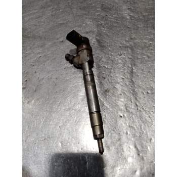 INYECTOR 0445110204 A6120700587 BOSCH