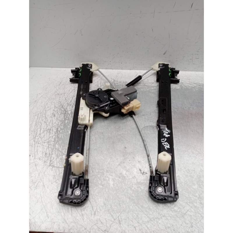 Recambio de elevalunas trasero derecho para jaguar e-pace (x540) 2.0 d180 awd referencia OEM IAM J9C327000AB 5P 