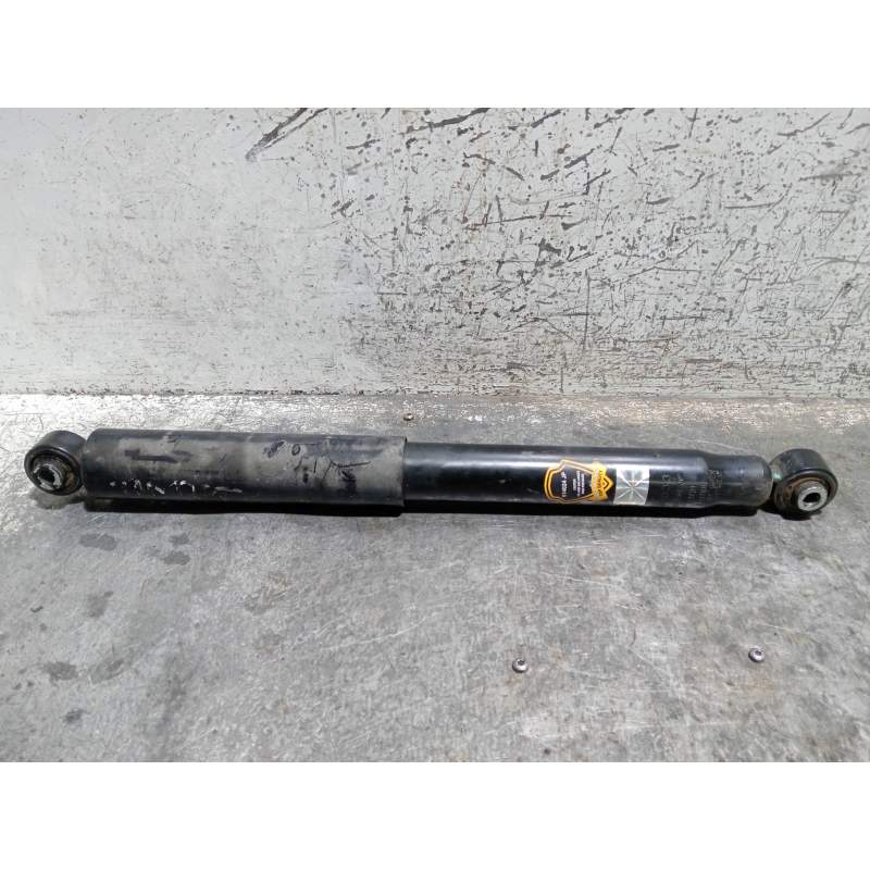 Recambio de amortiguador trasero izquierdo para jeep cherokee (kj) referencia OEM IAM  28D 2001