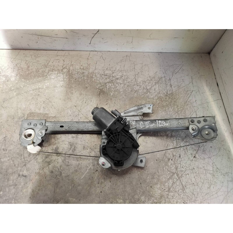 Recambio de elevalunas delantero izquierdo para toyota aygo (kgb/wnb) 1.0 cat referencia OEM IAM 400843C 5P 