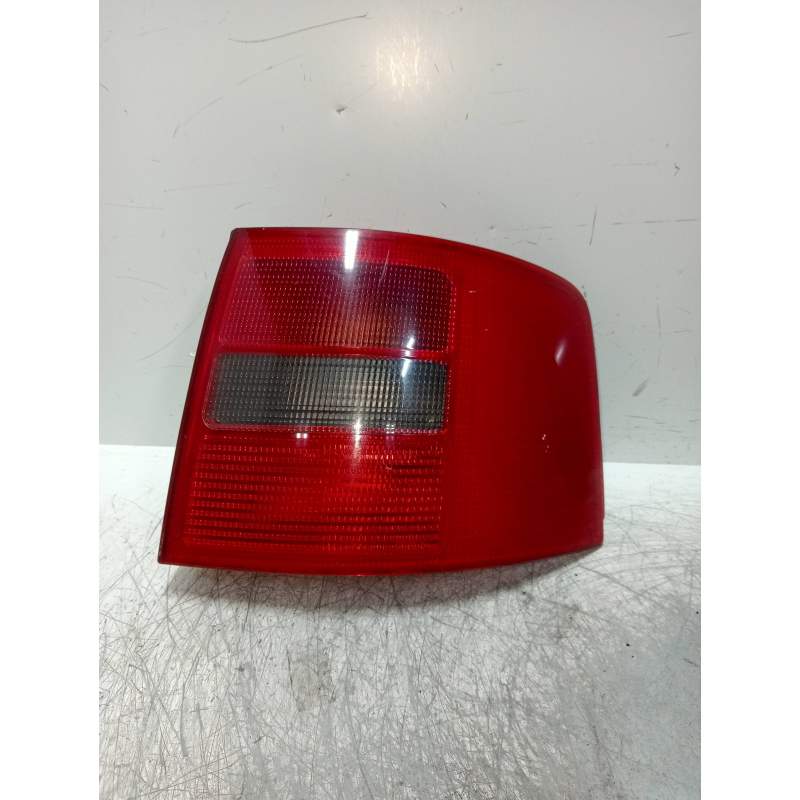 Recambio de piloto trasero derecho para audi a6 avant (4b5) 2.5 tdi referencia OEM IAM  RANCHERA 2001
