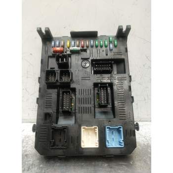 CAJA RELES / FUSIBLES 9663510580 BSI2004H0501160107 