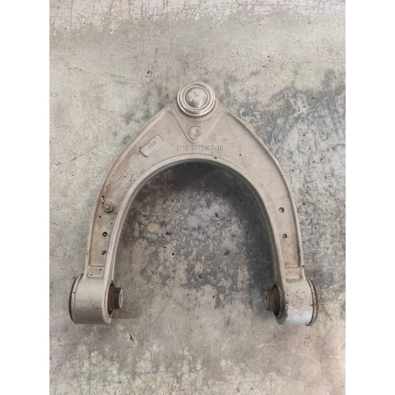 Recambio de brazo suspension superior delantero izquierdo para bmw serie 5 lim. (f10) 520d referencia OEM IAM 31126775967 520D 2