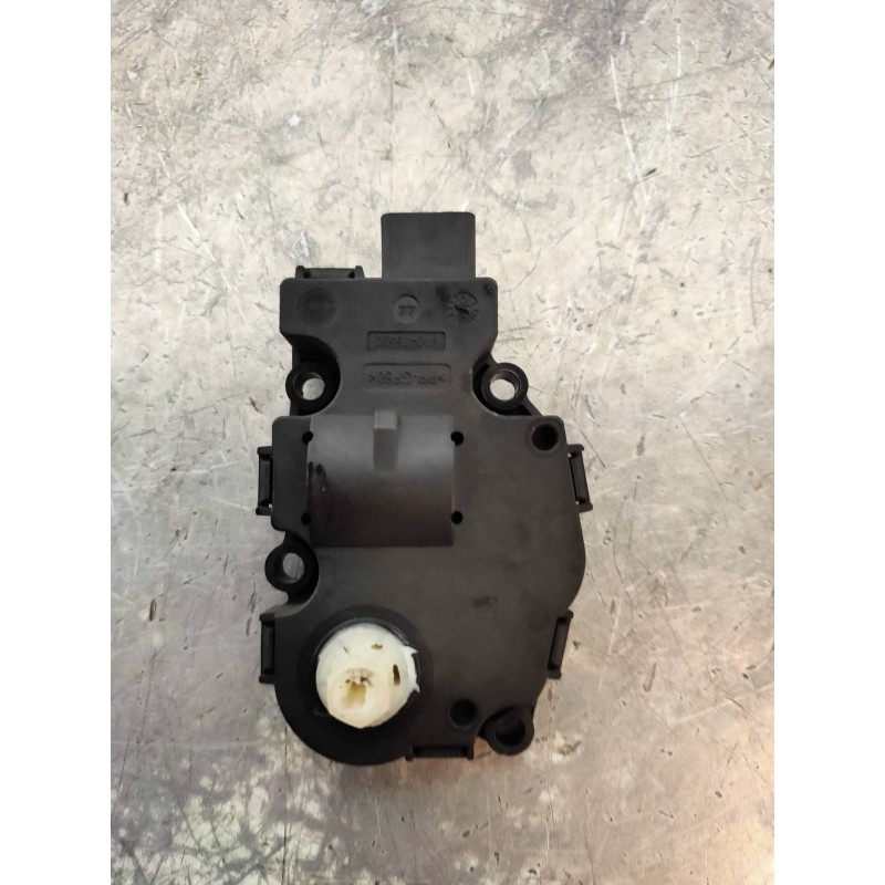 Recambio de motor apertura trampillas climatizador para audi a4 ber. (b8) 2.0 16v tdi referencia OEM IAM K9749005  