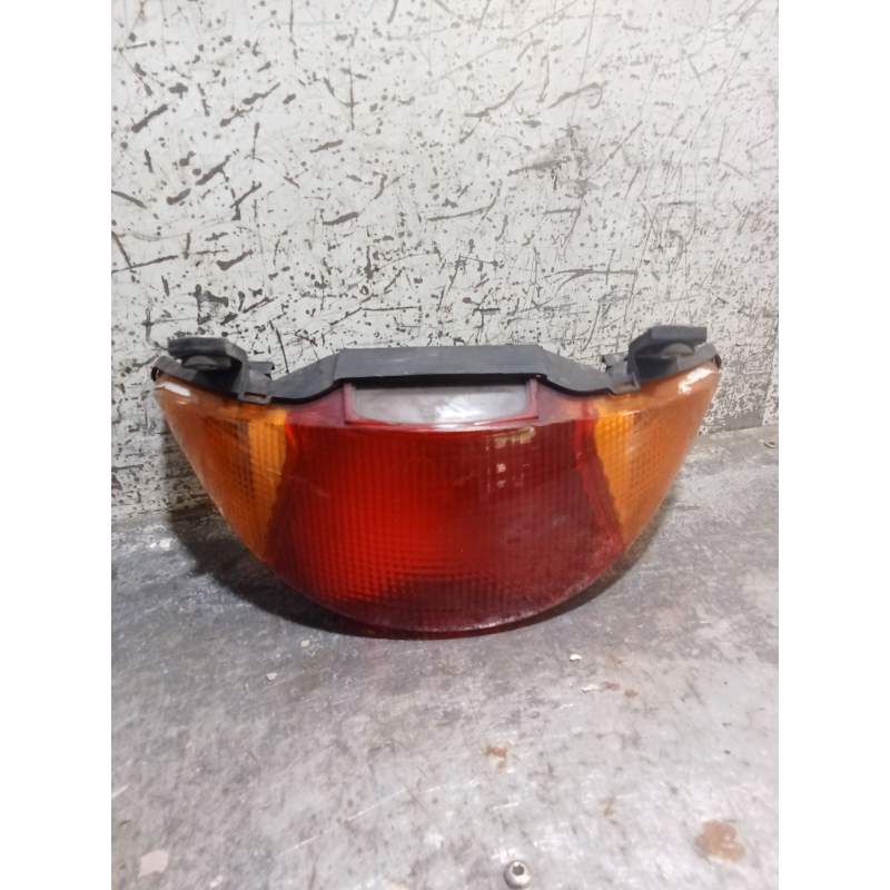 Recambio de piloto trasero central para honda nt nt 650 v deauville (rc47) referencia OEM IAM   