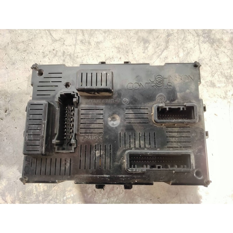 Recambio de modulo electronico para renault clio iii authentique referencia OEM IAM 8201054128 21669390 00426869 BCML2CR 2008306