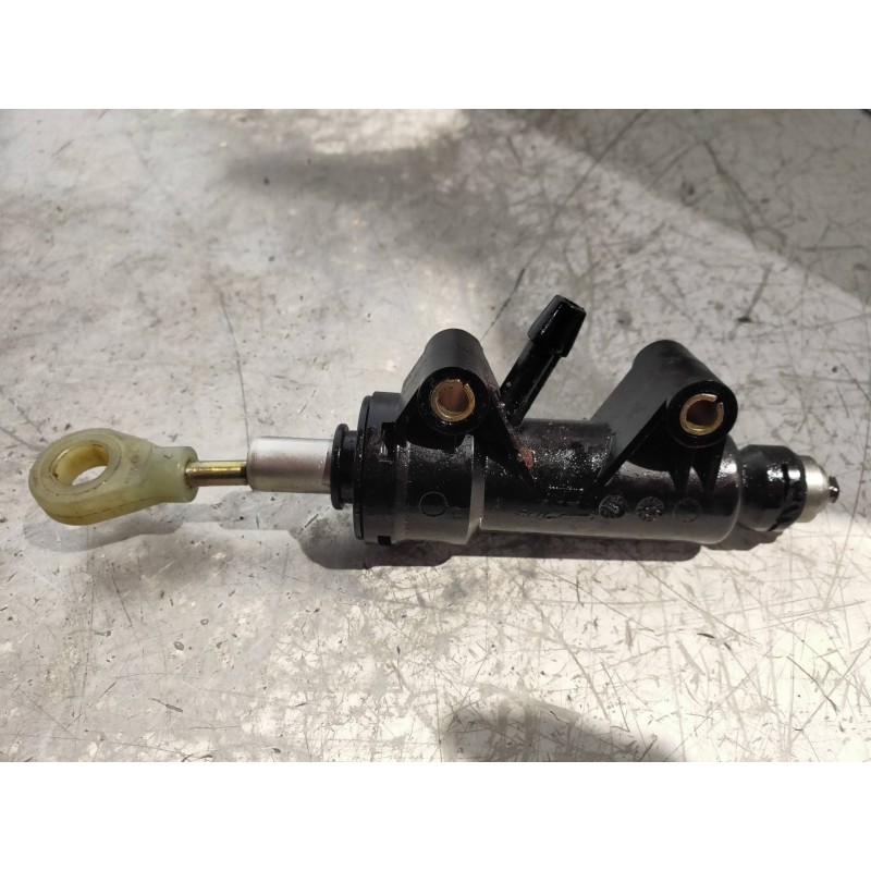 Recambio de bomba embrague para bmw x3 (e83) 2.0d referencia OEM IAM 21526758822  