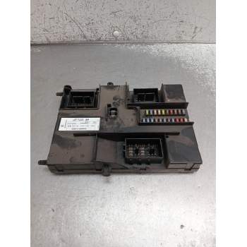 CAJA RELES / FUSIBLES BK2T14B476BP A2C53348839J 2013