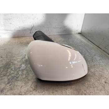 RETROVISOR DERECHO ELECTRICO