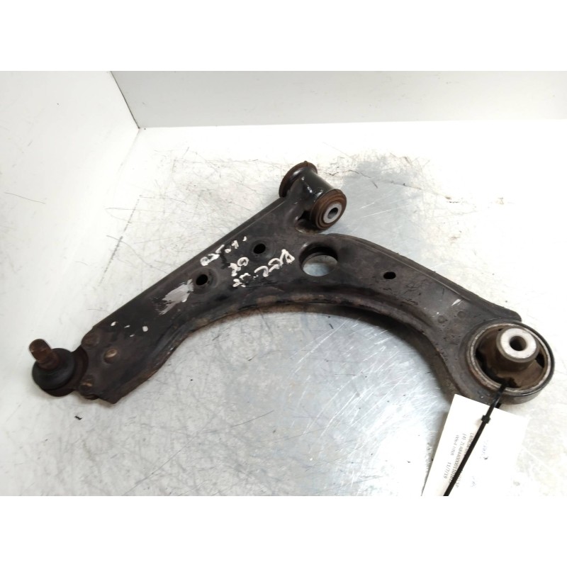 Recambio de brazo suspension inferior delantero izquierdo para lancia delta (181) 1.6 jtd 16v cat referencia OEM IAM   