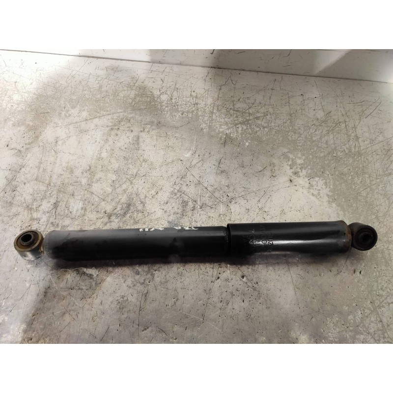 Recambio de amortiguador trasero derecho para suzuki jimny sn (fj) hard top referencia OEM IAM 4170081A01  