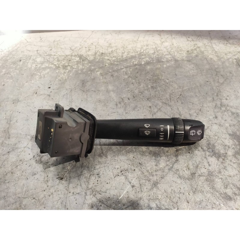 Recambio de mando limpia para volvo xc70 2.4 diesel cat referencia OEM IAM 30768101  