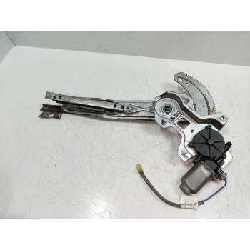 ELEVALUNAS DELANTERO DERECHO 400676T7 4P