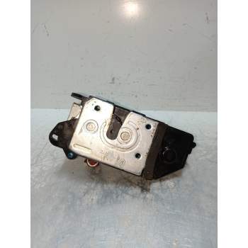 MOTOR CIERRE CENTRALIZADO DELANTERO DERECHO 5P 2005