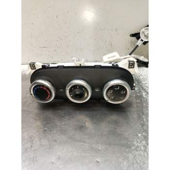 MANDO CALEFACCION / AIRE ACONDICIONADO 5R2240100 2012