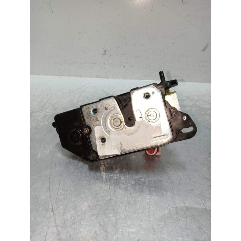 Recambio de motor cierre centralizado trasero izquierdo para ssangyong kyron 2.0 referencia OEM IAM   5P