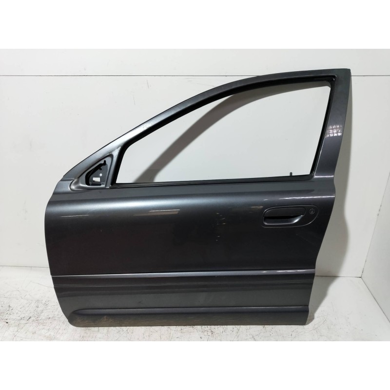 Recambio de puerta delantera izquierda para volvo xc70 2.4 diesel cat referencia OEM IAM  5P 